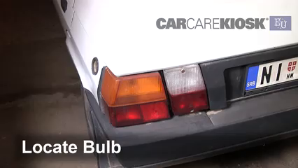 1993 Skoda Favorit L 1.3L 4 Cyl. Éclairage Feu stop (remplacer ampoule)